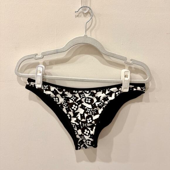 Louis Vuitton Pull On Low Rise Bikini Bottoms Monogram Black/White FR 40 / US 8 - Picture 1 of 4